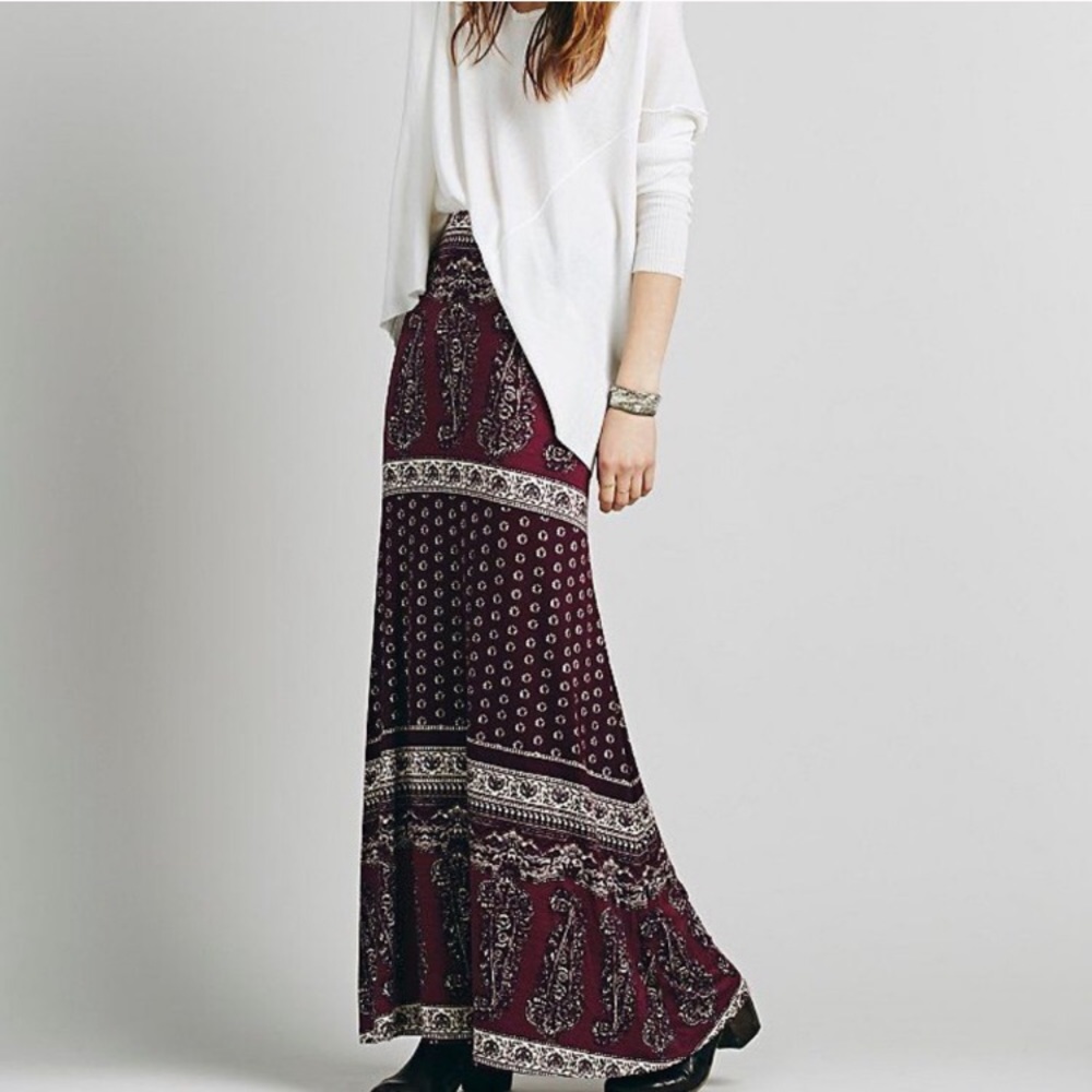 Novella Royale Burgundy Paisley Maxi Skirt
